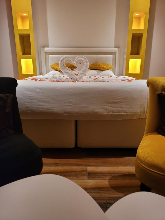 Spa Celyna Appartement Avec Jacuzzi Privatif Lyon Exterior foto